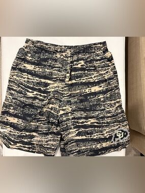 Colorado Buffaloes Retro Style 90s Pattern Shorts Nike Men’s Large